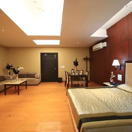 Hotel The Patricians Bilaspur  Luaran gambar