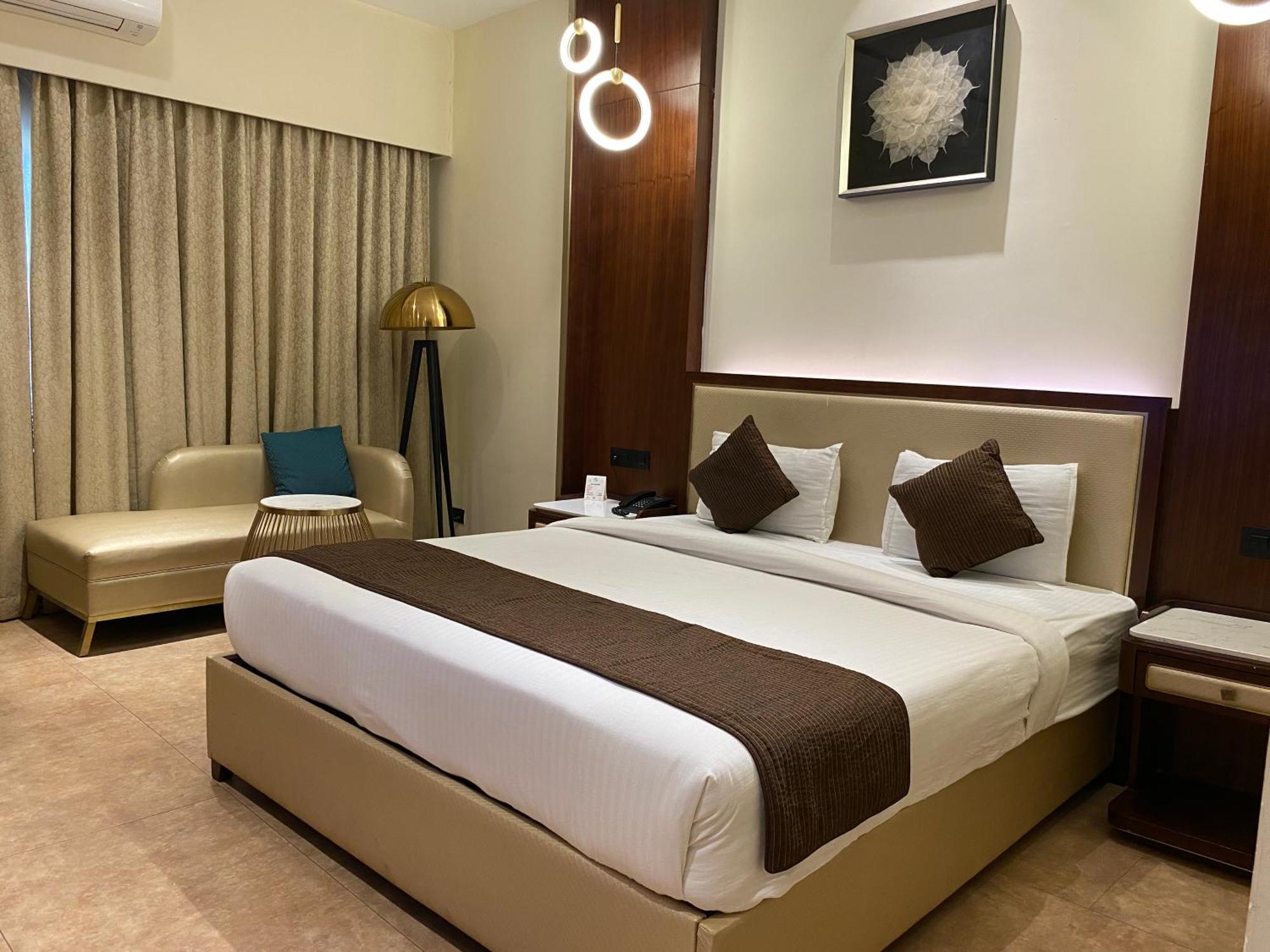Hotel The Patricians Bilaspur  Luaran gambar